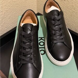 Koio Women’s Capri Black Leather Low-Top Sneakers
